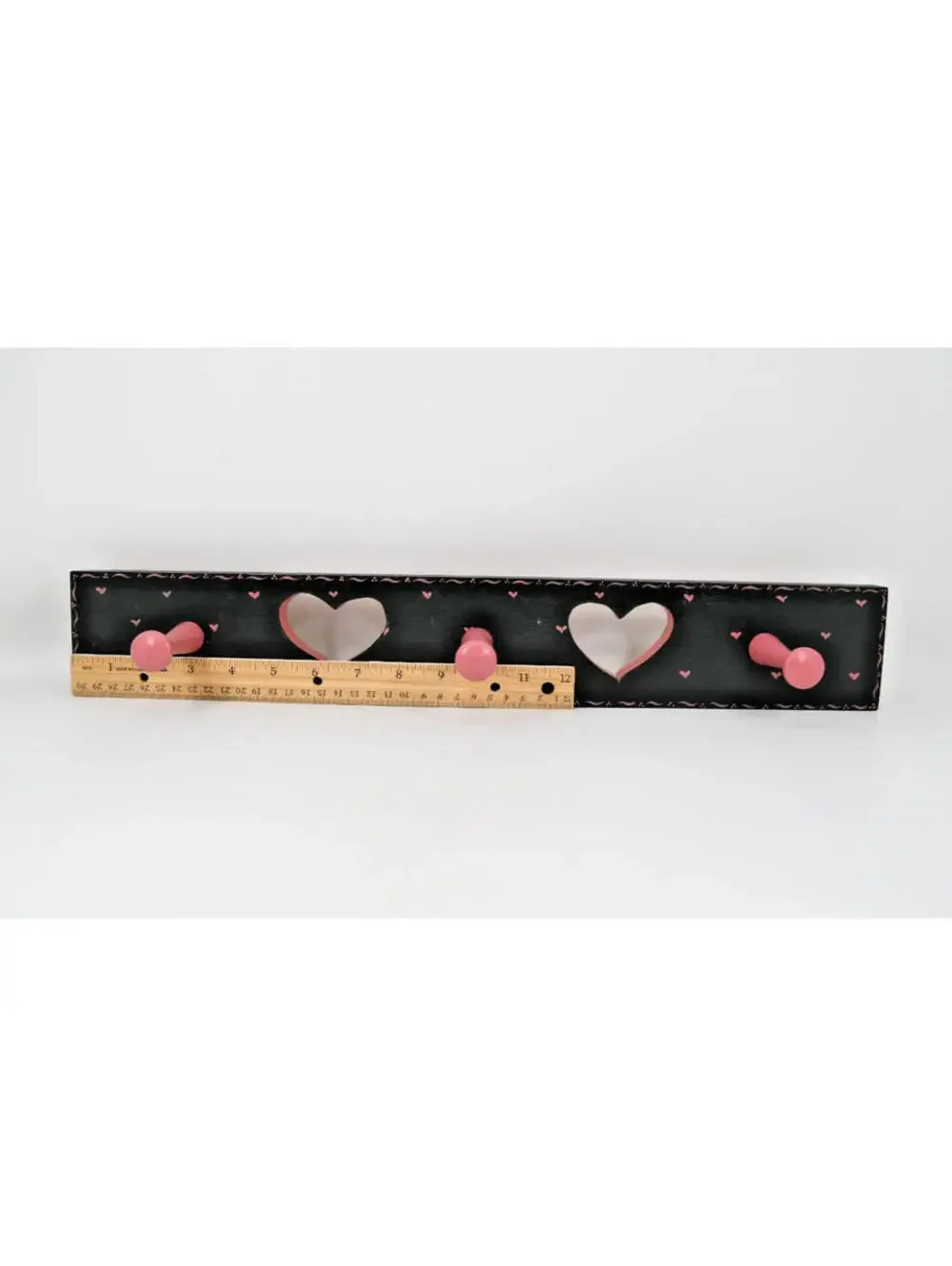 VTG Wood Heart Cutout Peg Rack Hook Cottage Folk Art Wall Decor Painted 80s 90s